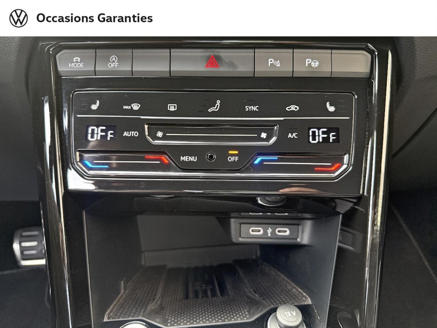 Voitures occasions VOLKSWAGEN T-Roc Cabriolet R-Line Paris