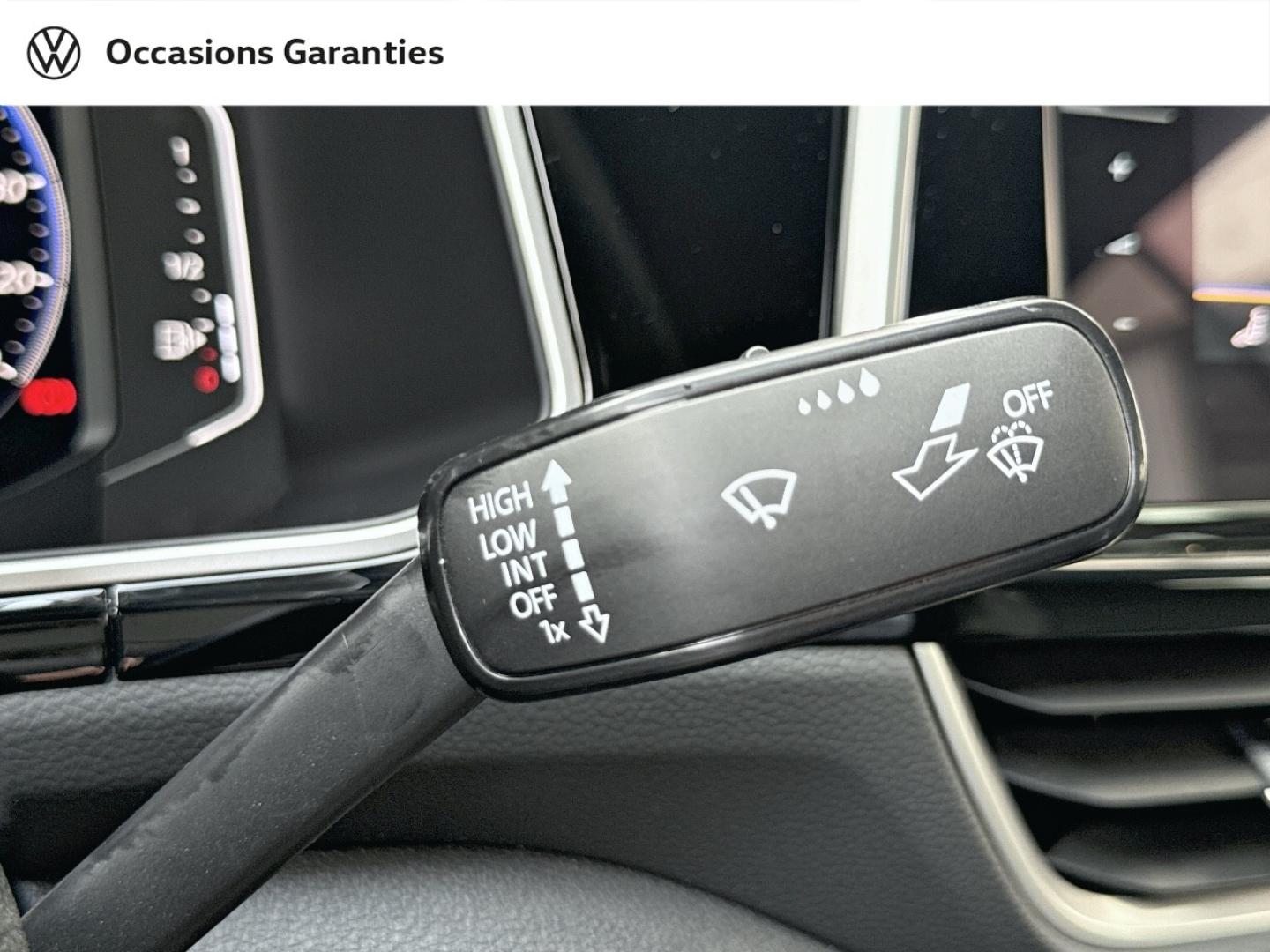 Voitures occasions VOLKSWAGEN T-Roc Cabriolet R-Line Paris