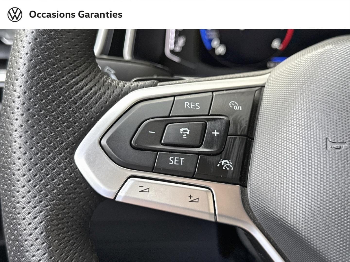 Voitures occasions VOLKSWAGEN T-Roc Cabriolet R-Line Paris