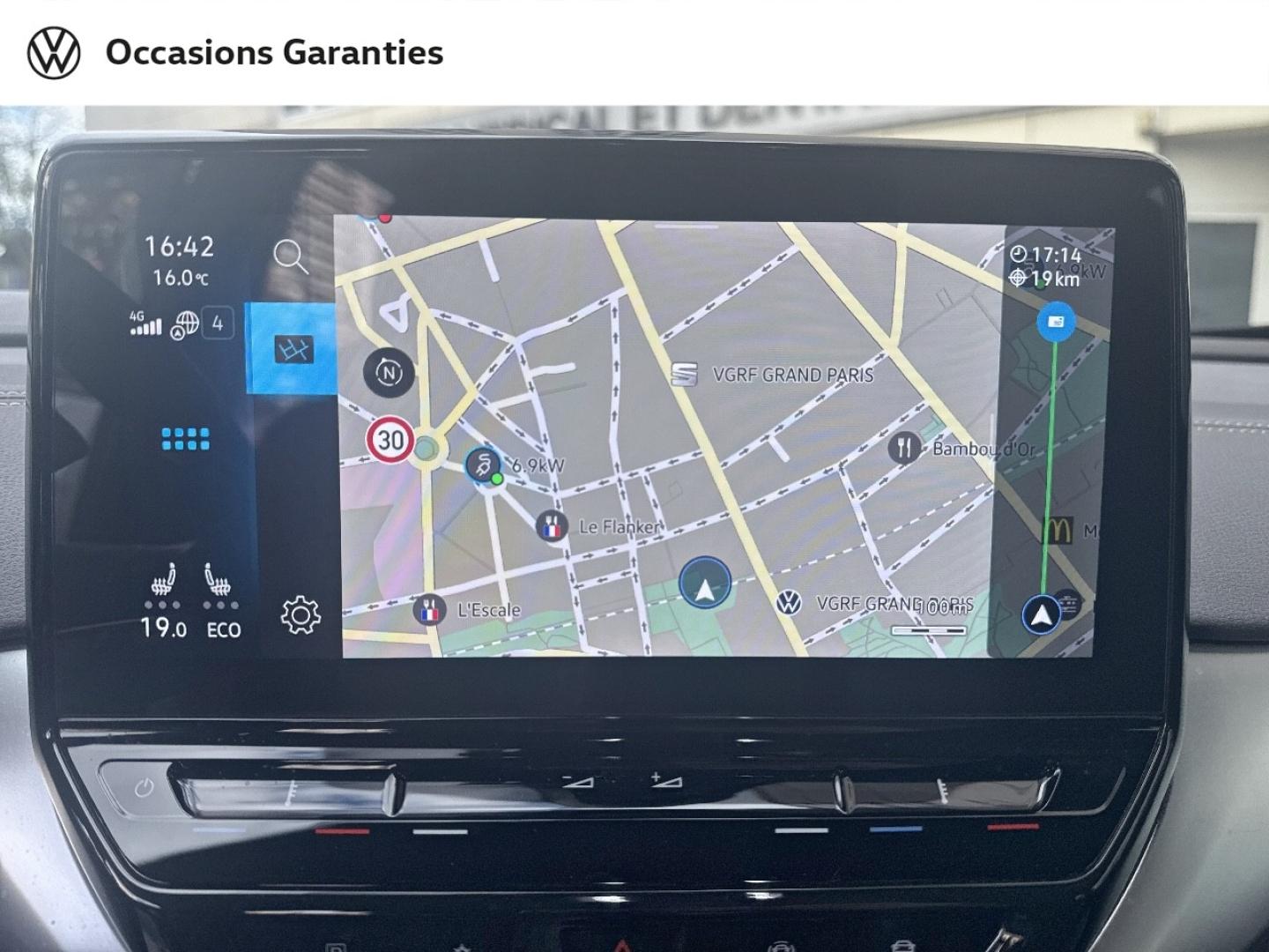 Voitures occasions VOLKSWAGEN ID.4 Life Plus Paris