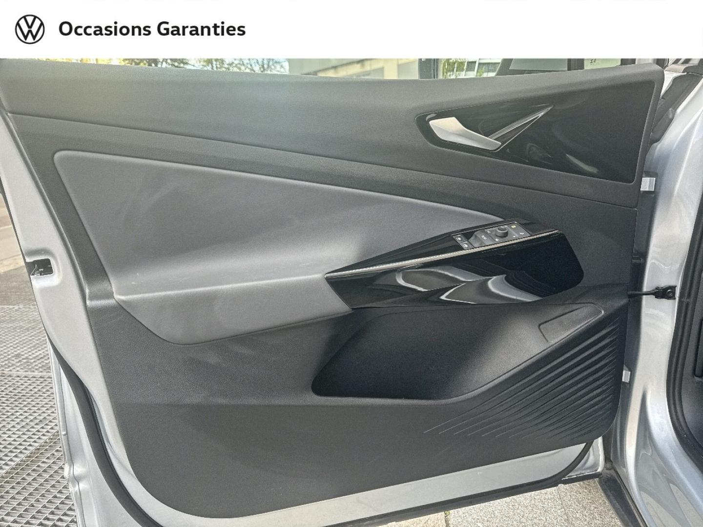 Voitures occasions VOLKSWAGEN ID.4 Life Plus Paris