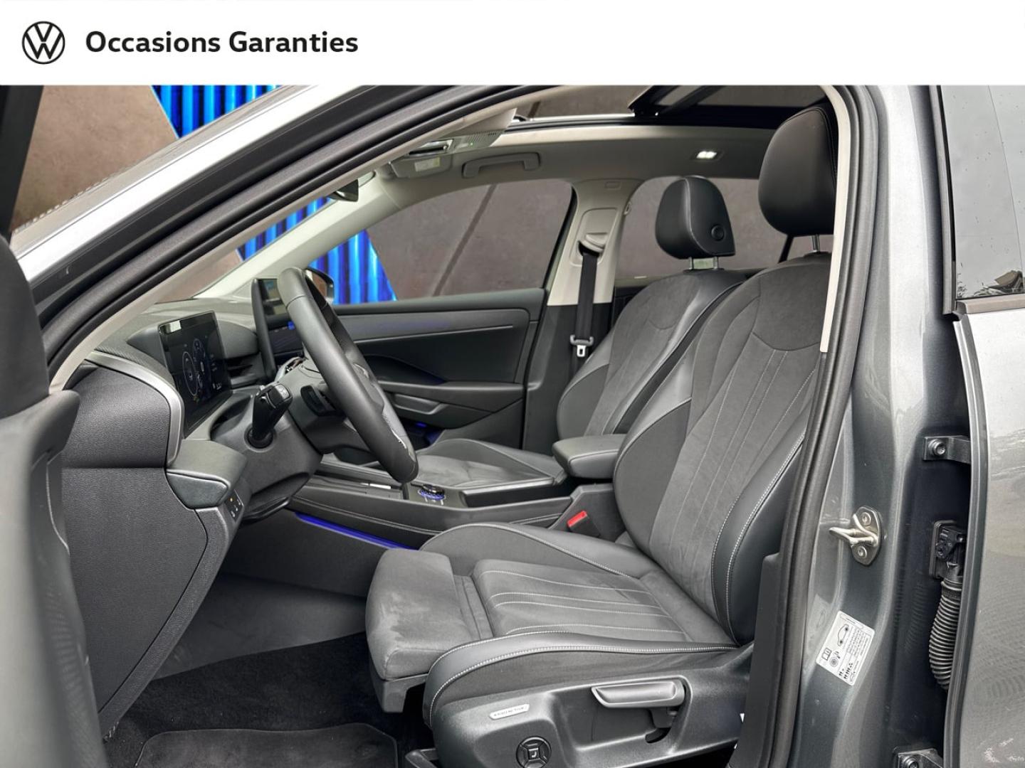 Voitures occasions VOLKSWAGEN T-ROC Style Paris