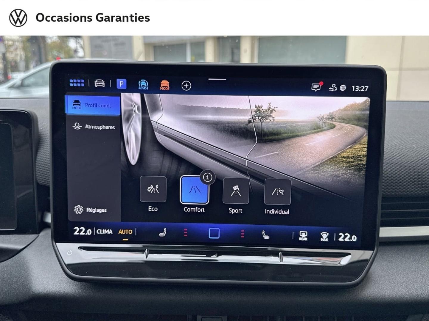 Voitures occasions VOLKSWAGEN T-ROC Style Paris