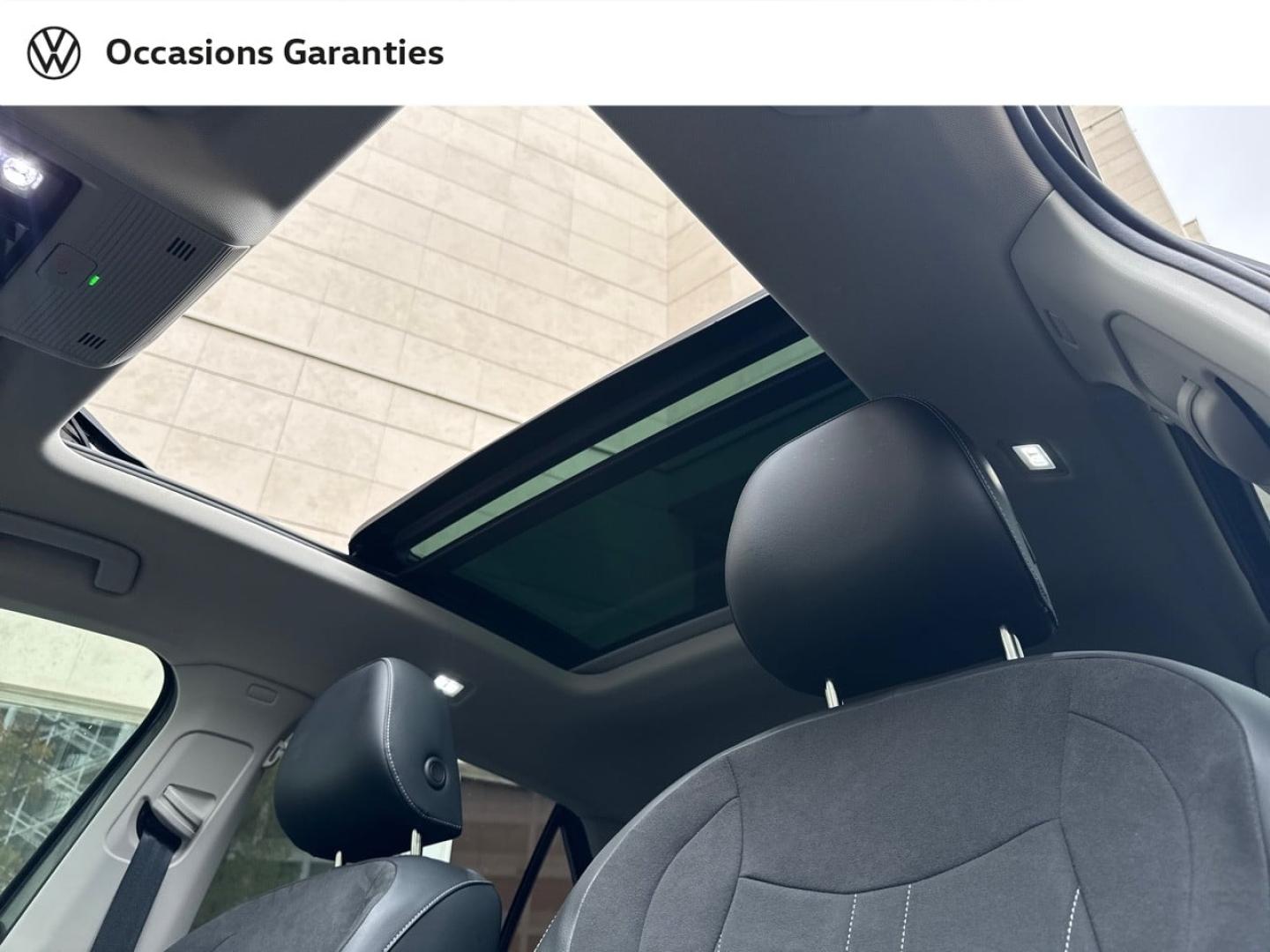 Voitures occasions VOLKSWAGEN T-ROC Style Paris
