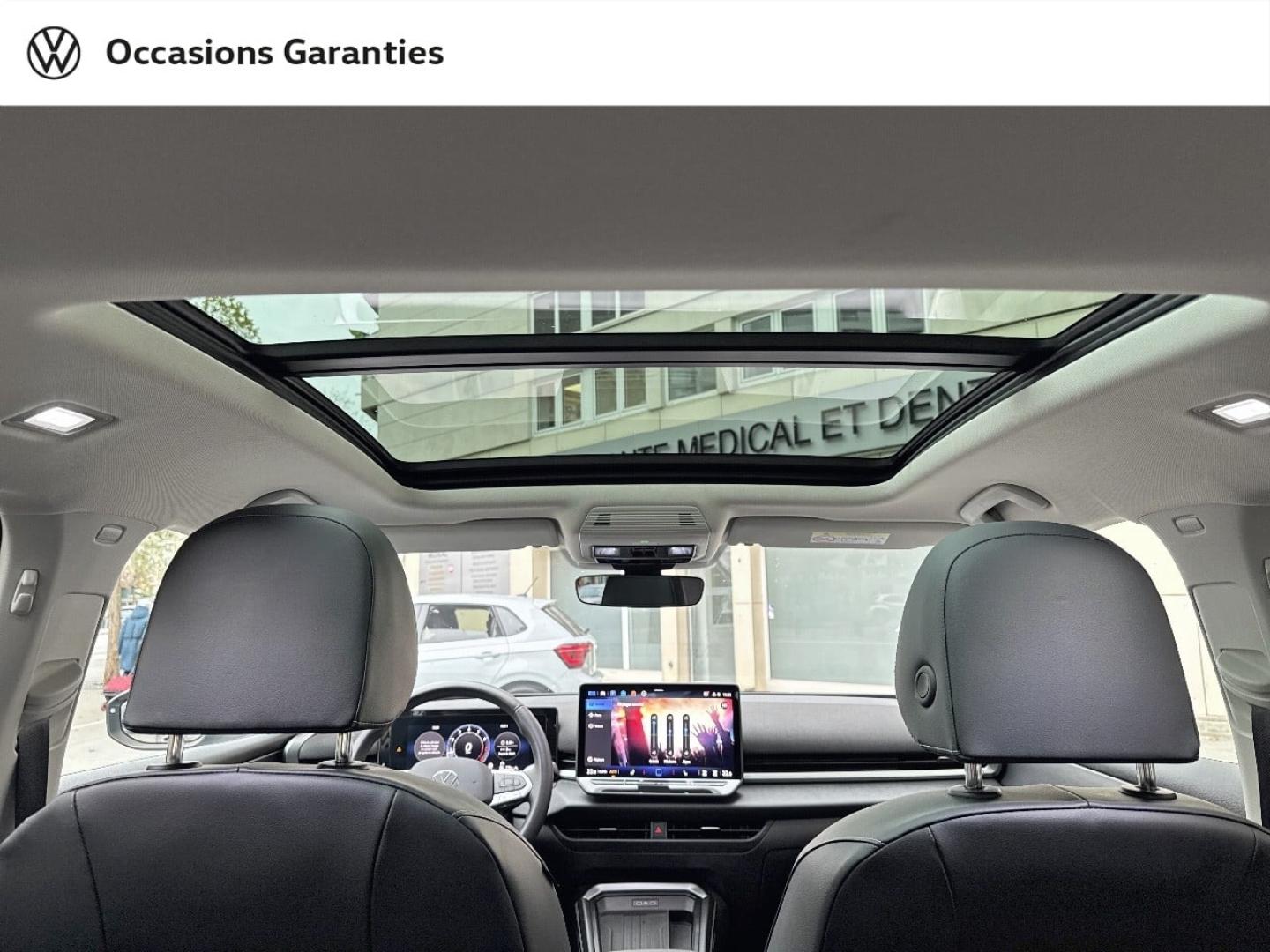 Voitures occasions VOLKSWAGEN T-ROC Style Paris