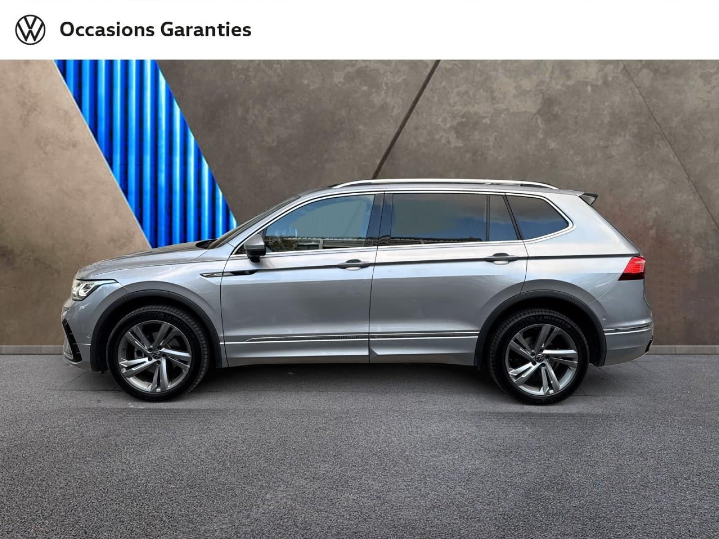 Voitures occasions VOLKSWAGEN TIGUAN ALLSPACE R-Line Paris