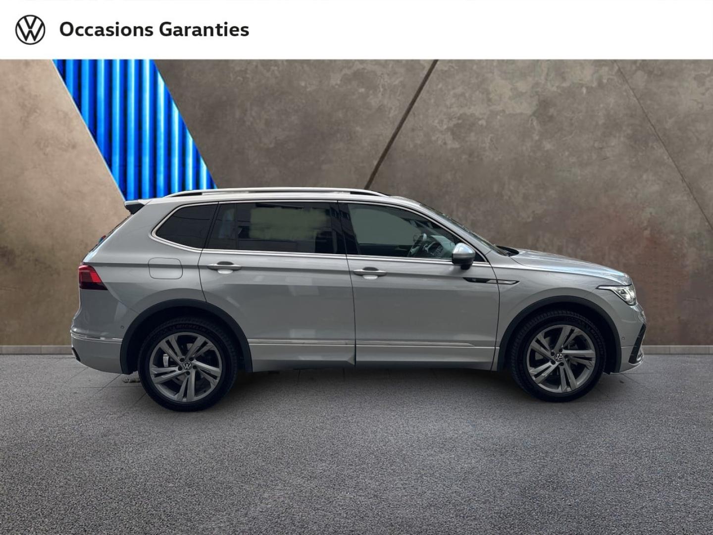 Voitures occasions VOLKSWAGEN TIGUAN ALLSPACE R-Line Paris