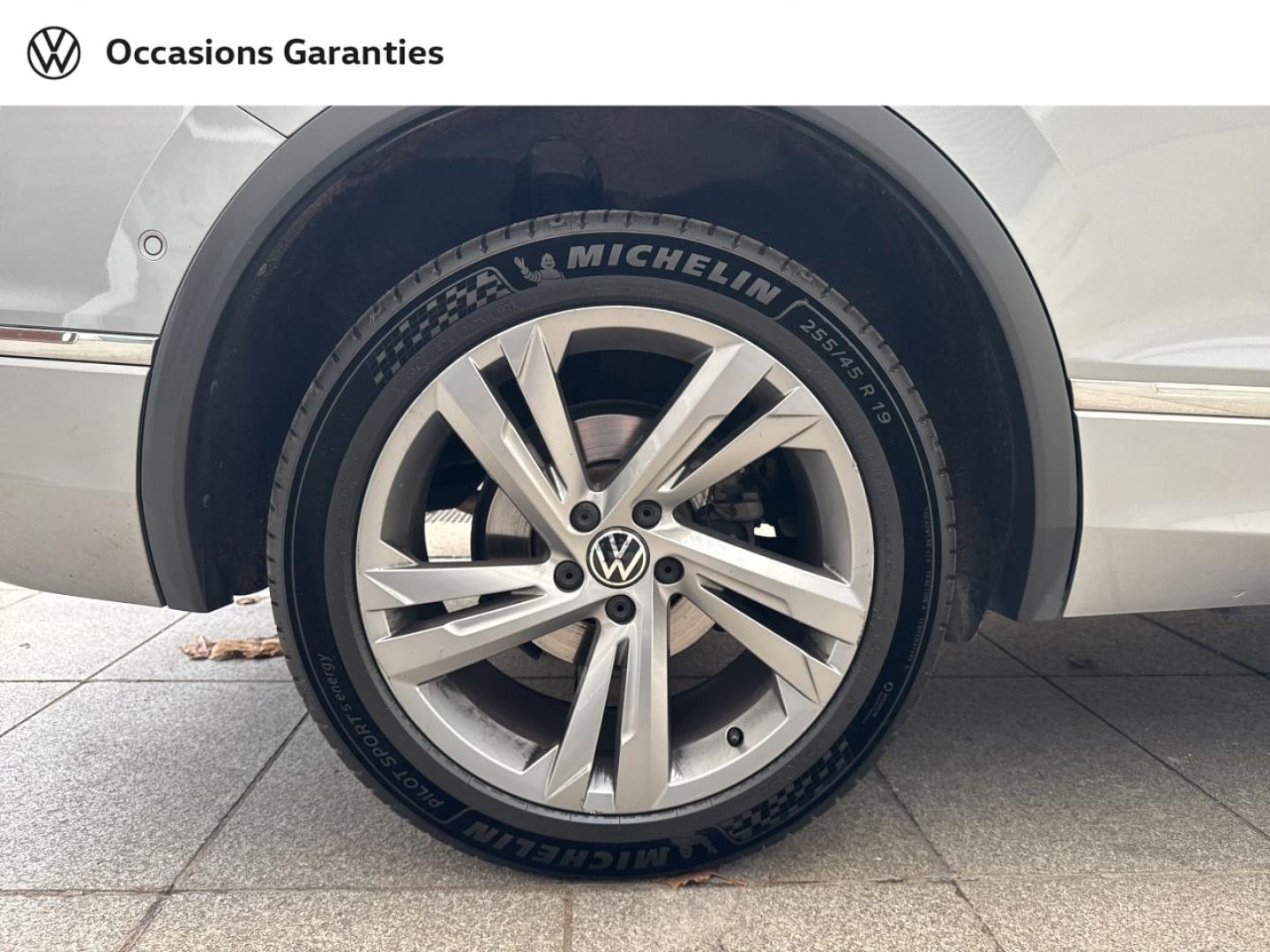 Voitures occasions VOLKSWAGEN TIGUAN ALLSPACE R-Line Paris
