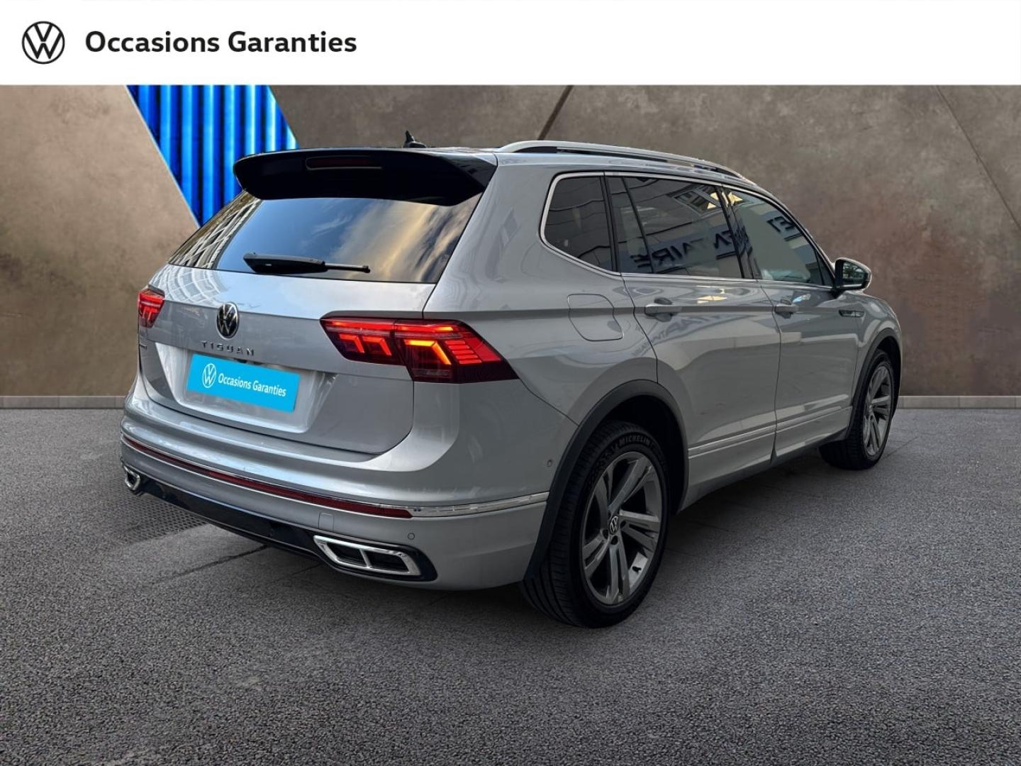 Voitures occasions VOLKSWAGEN TIGUAN ALLSPACE R-Line Paris