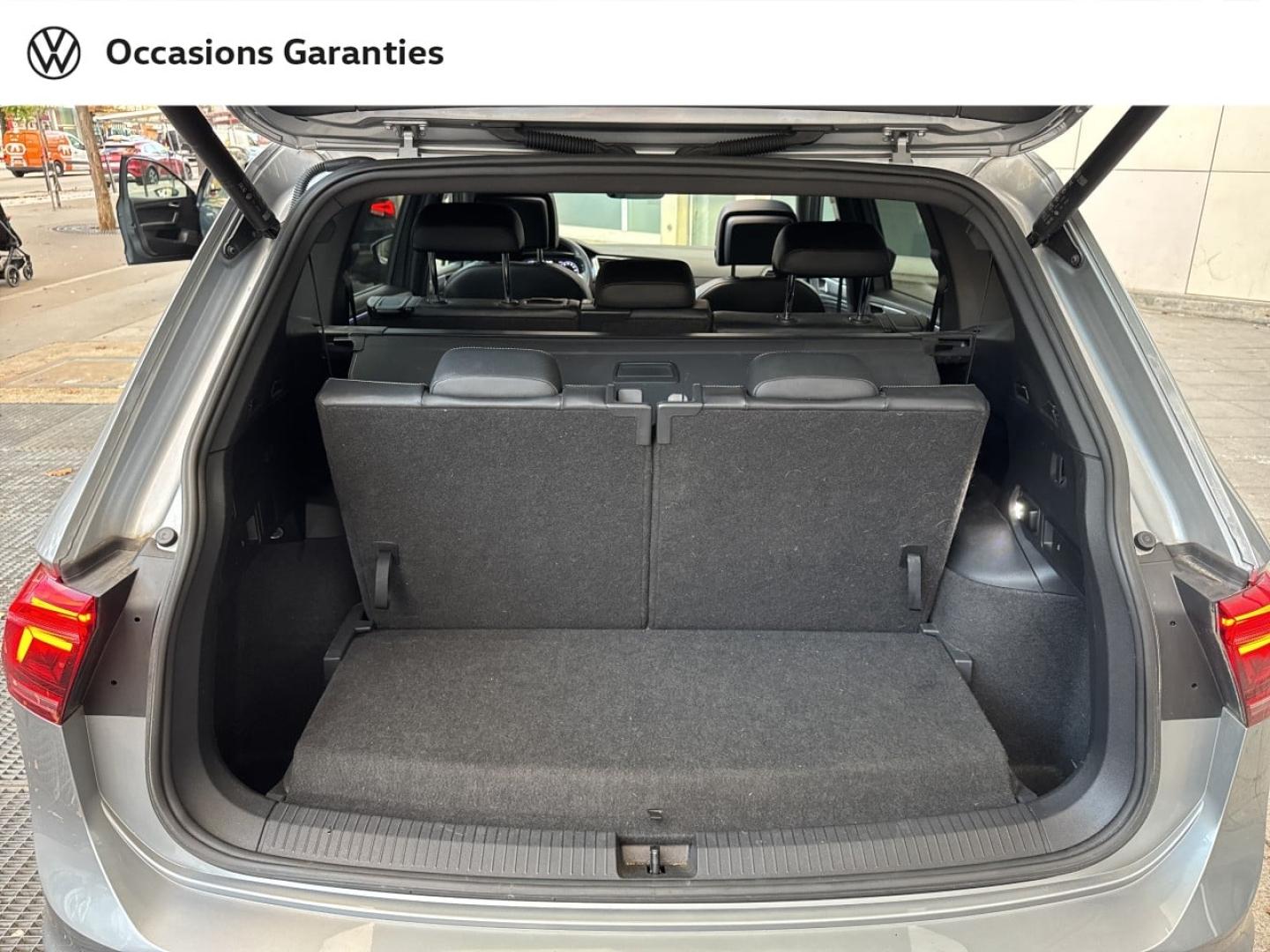 Voitures occasions VOLKSWAGEN TIGUAN ALLSPACE R-Line Paris