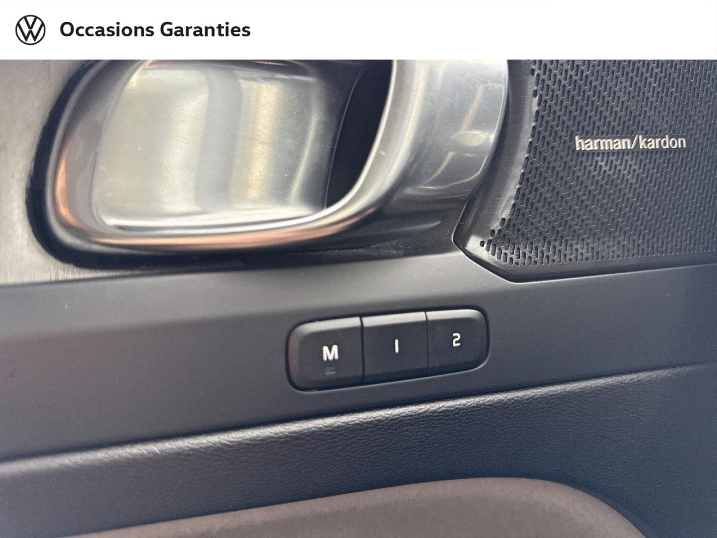 Voitures occasions VOLVO XC40 Ultimate Paris