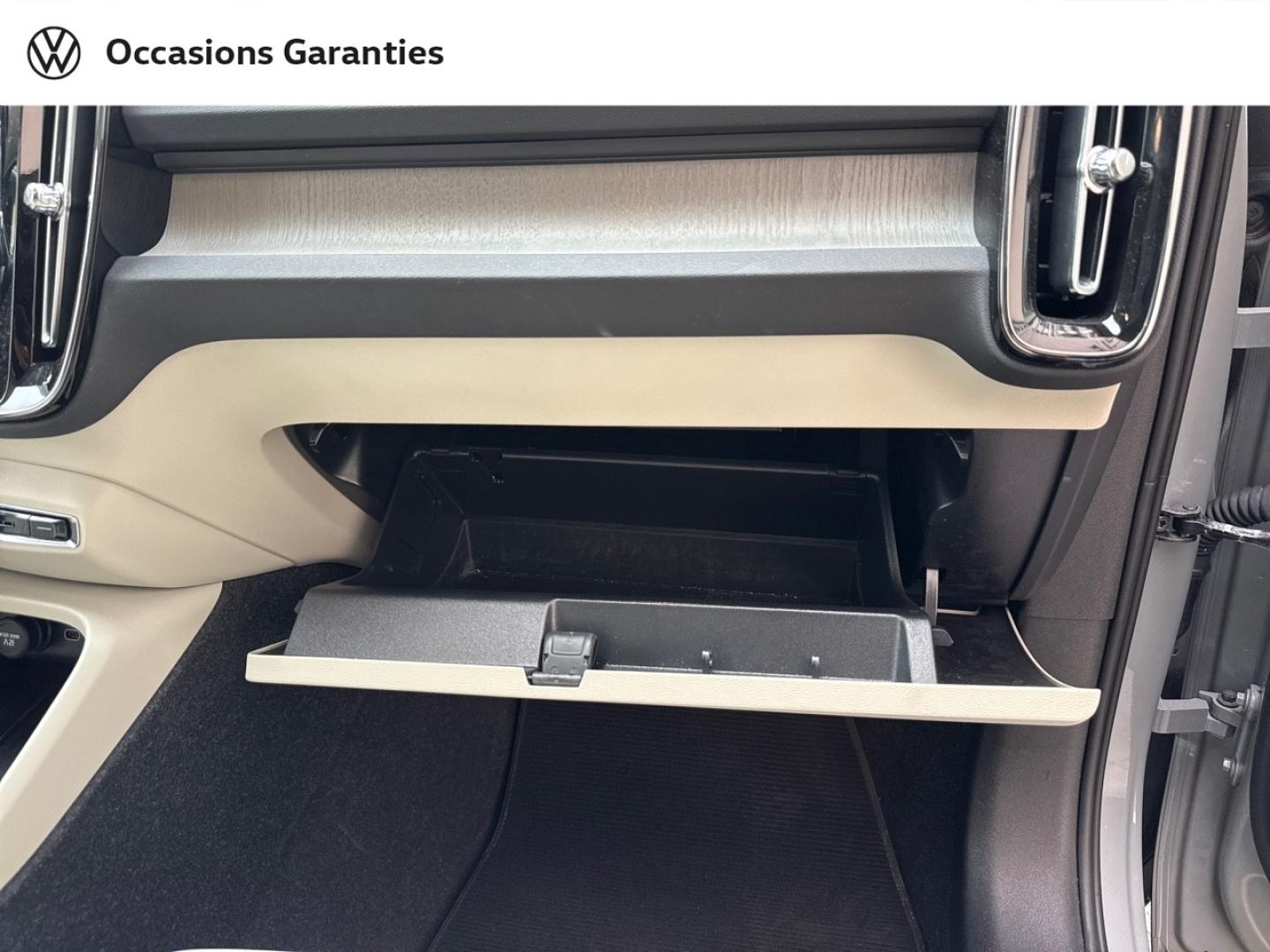 Voitures occasions VOLVO XC40 Ultimate Paris