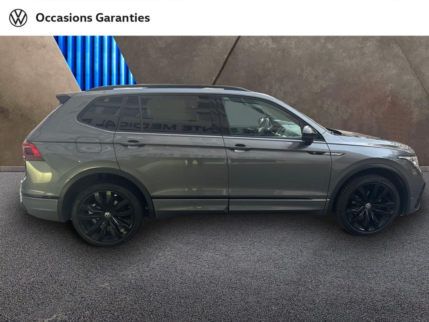 Voitures occasions VOLKSWAGEN TIGUAN ALLSPACE R-Line Paris
