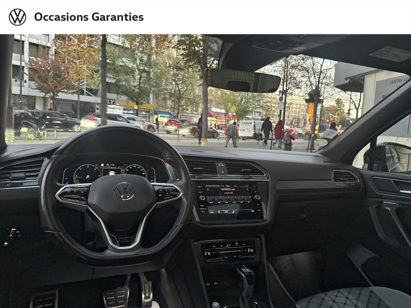 Voitures occasions VOLKSWAGEN TIGUAN ALLSPACE R-Line Paris