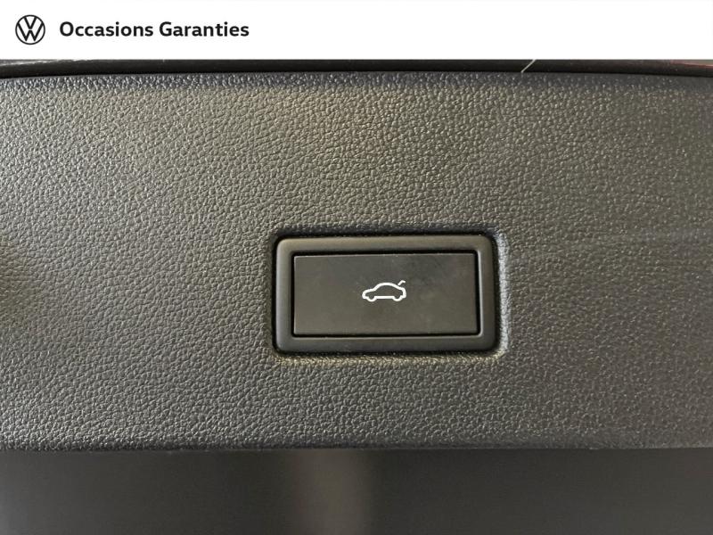 Voitures occasions VOLKSWAGEN T-ROC Style Paris