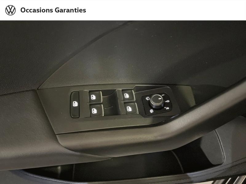 Voitures occasions VOLKSWAGEN T-CROSS Carat Paris