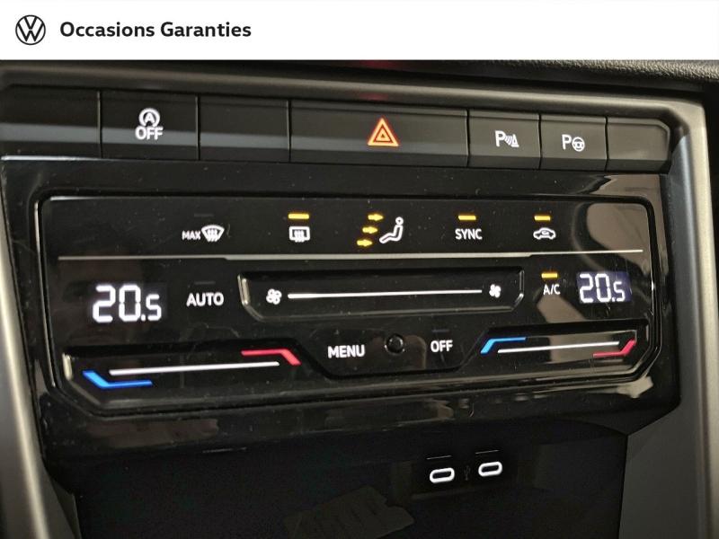 Voitures occasions VOLKSWAGEN T-ROC Life Plus Paris