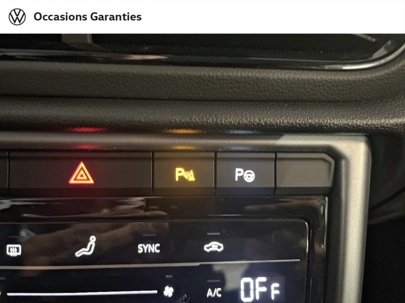 Voitures occasions VOLKSWAGEN T-ROC Life Paris