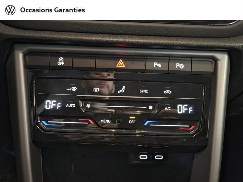 Voitures occasions VOLKSWAGEN T-ROC Life Paris