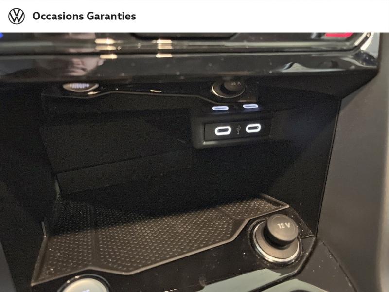 Voitures occasions VOLKSWAGEN T-ROC Life Paris