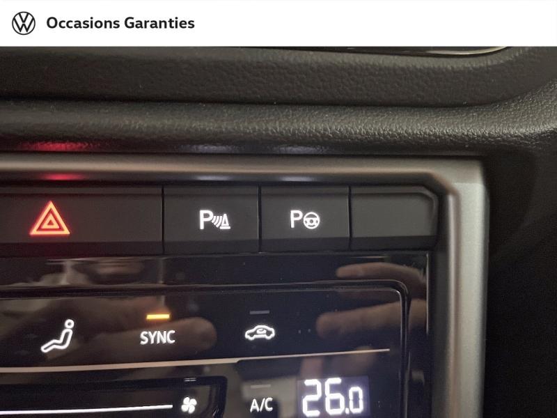 Voitures occasions VOLKSWAGEN T-ROC Life Paris