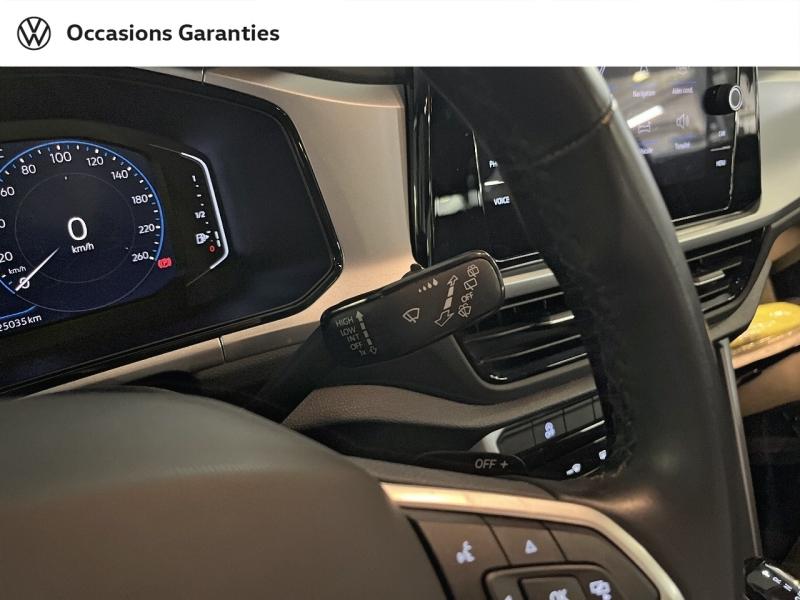 Voitures occasions VOLKSWAGEN T-ROC Life Plus Paris