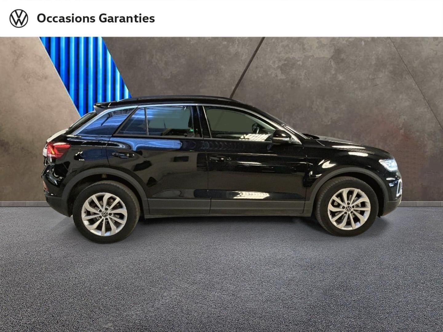 Voitures occasions VOLKSWAGEN T-ROC Life Plus Paris