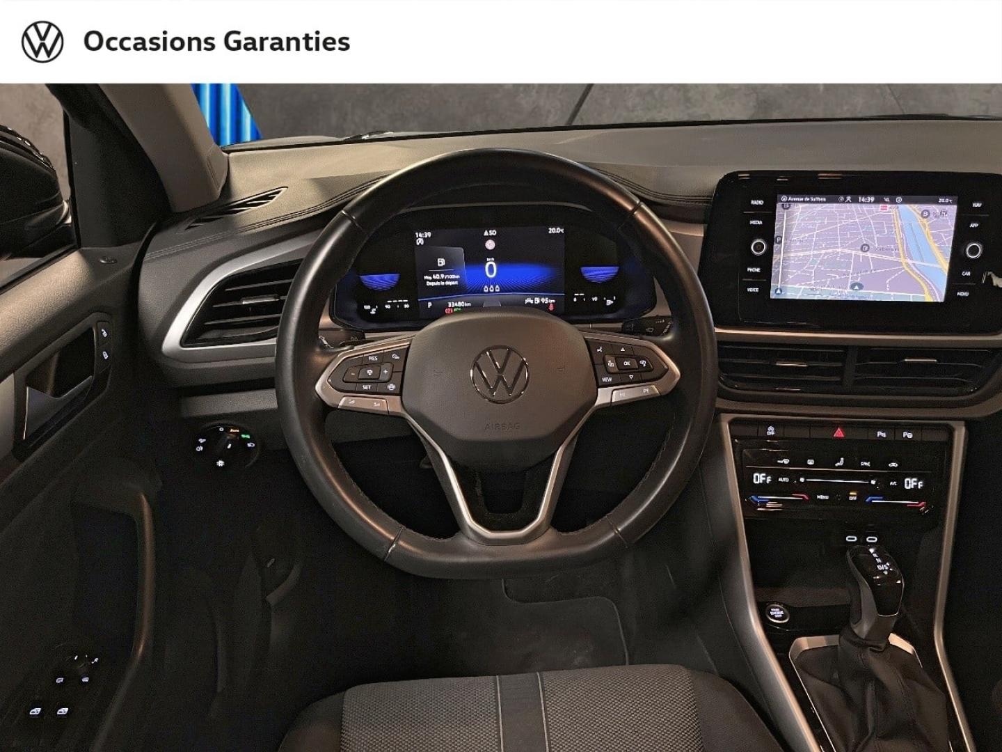 Voitures occasions VOLKSWAGEN T-ROC Life Plus Paris