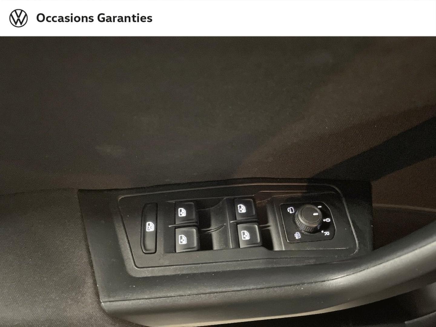 Voitures occasions VOLKSWAGEN T-ROC Life Plus Paris