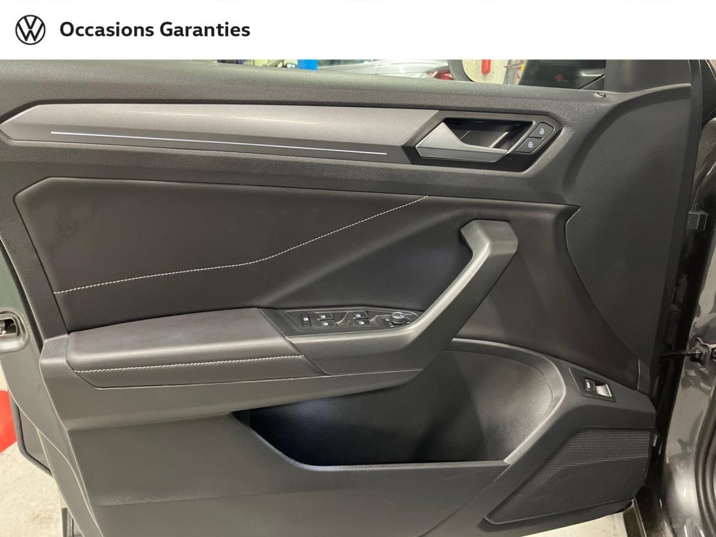 Voitures occasions VOLKSWAGEN T-ROC Style Exclusive Paris