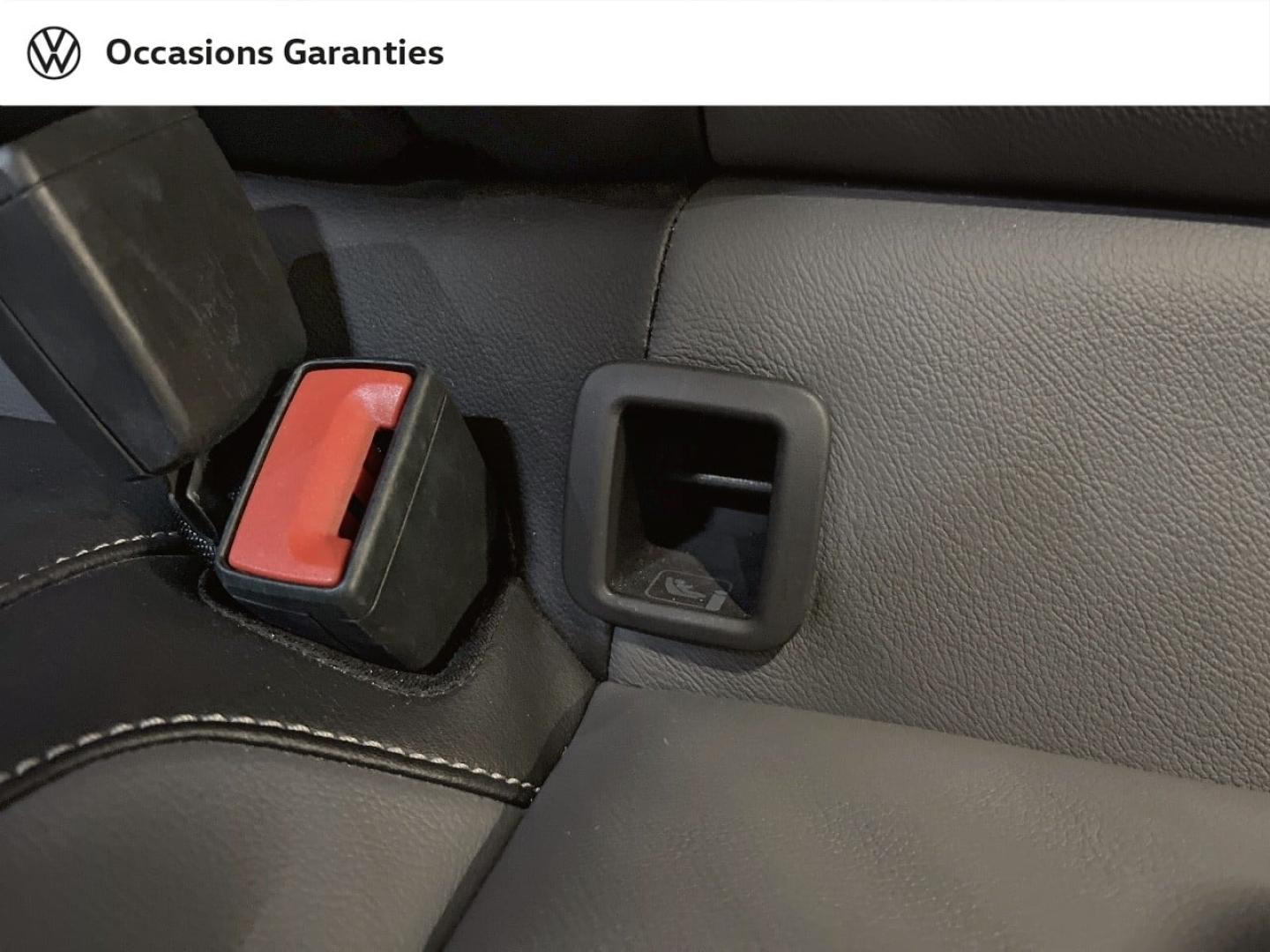 Voitures occasions VOLKSWAGEN T-ROC Style Exclusive Paris