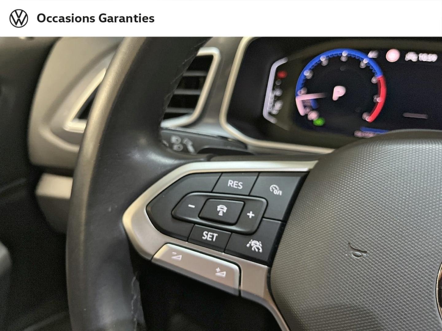Voitures occasions VOLKSWAGEN T-ROC Style Exclusive Paris