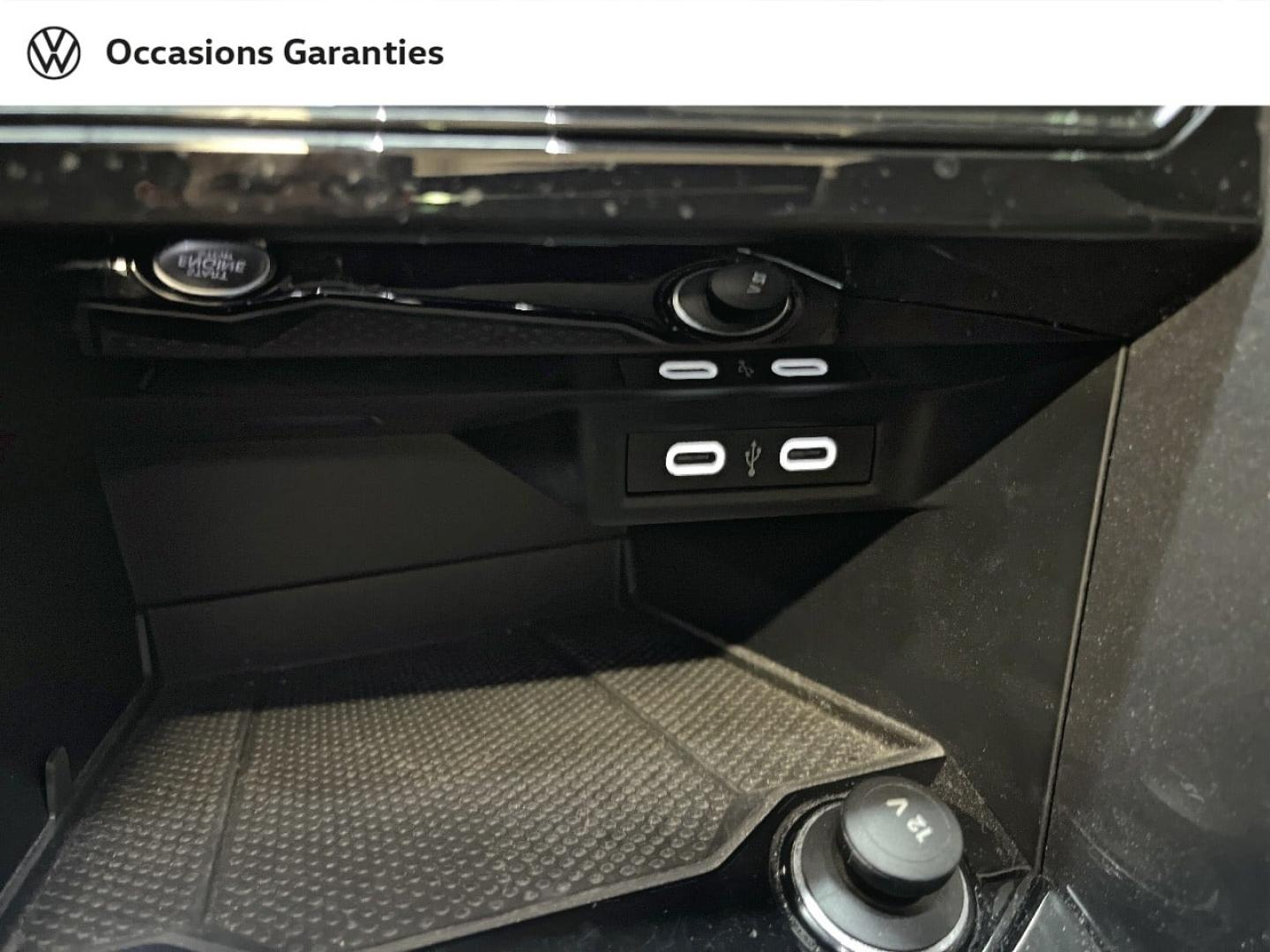 Voitures occasions VOLKSWAGEN T-ROC Style Exclusive Paris