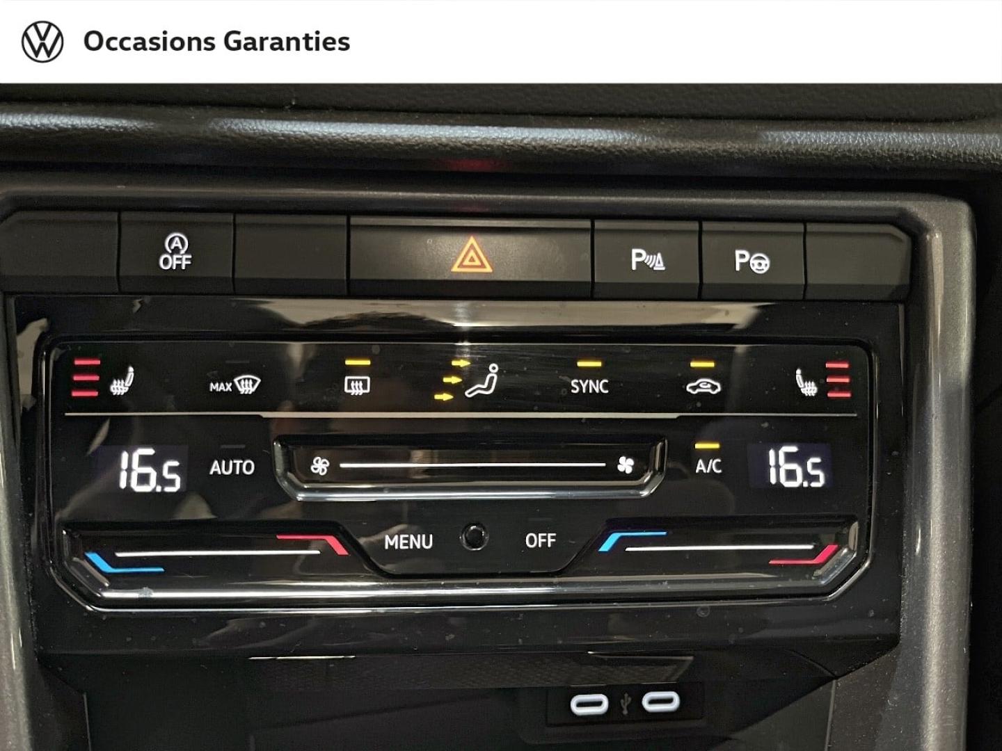Voitures occasions VOLKSWAGEN T-ROC Style Exclusive Paris