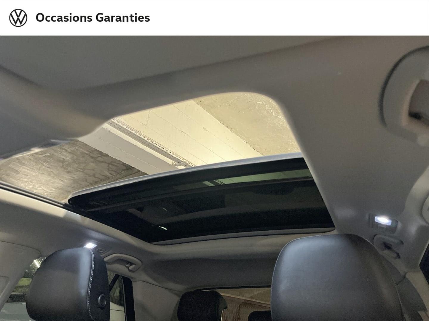 Voitures occasions VOLKSWAGEN T-ROC Style Exclusive Paris