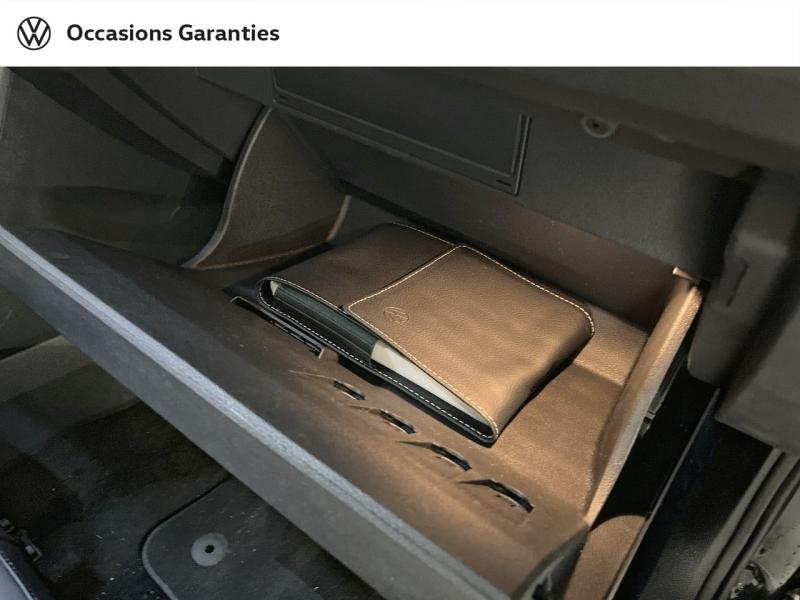 Voitures occasions VOLKSWAGEN T-ROC Style Exclusive Paris