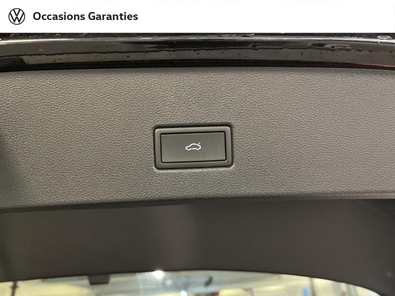 Voitures occasions VOLKSWAGEN T-ROC Style Exclusive Paris