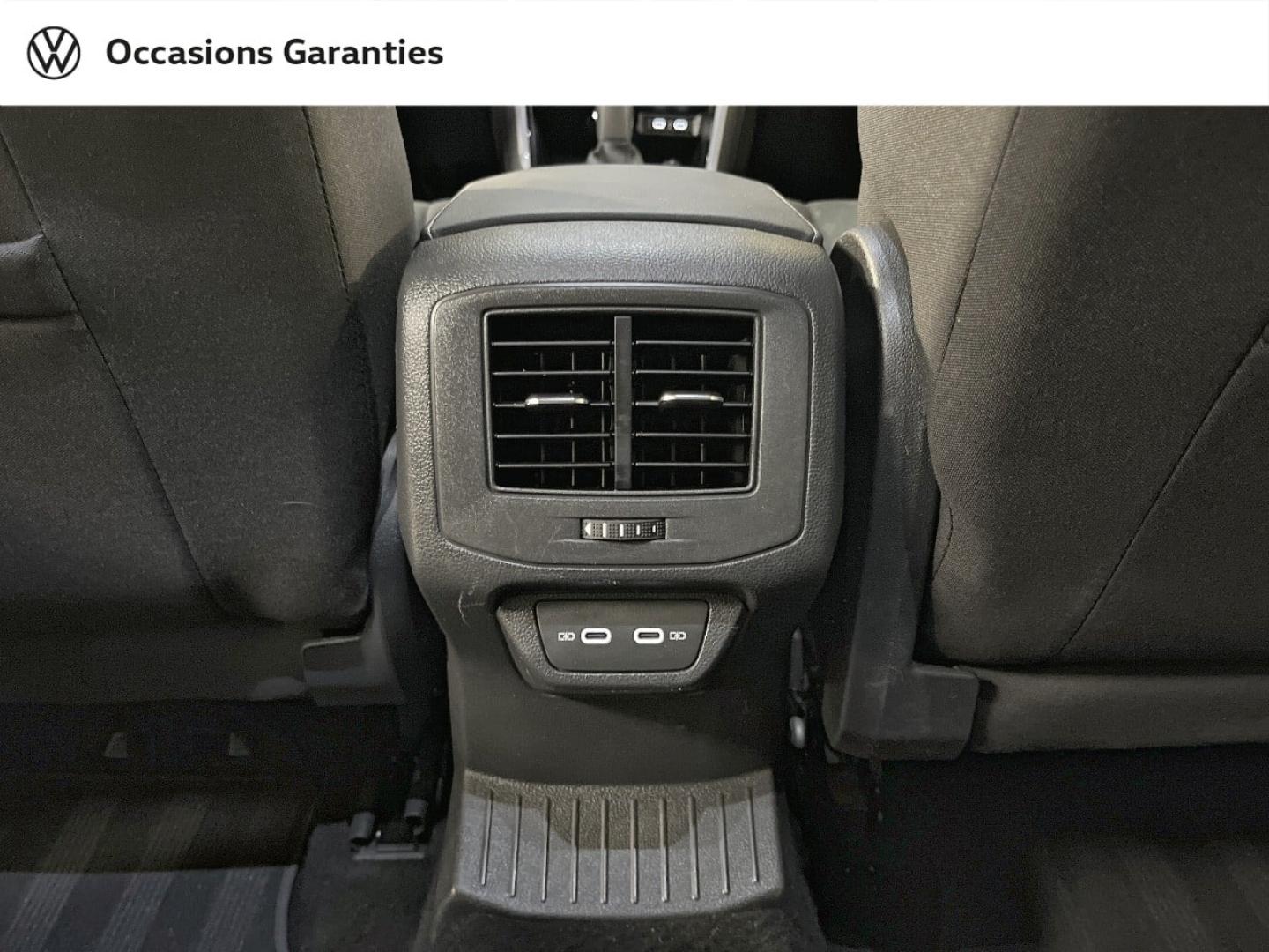 Voitures occasions VOLKSWAGEN T-ROC Style Paris