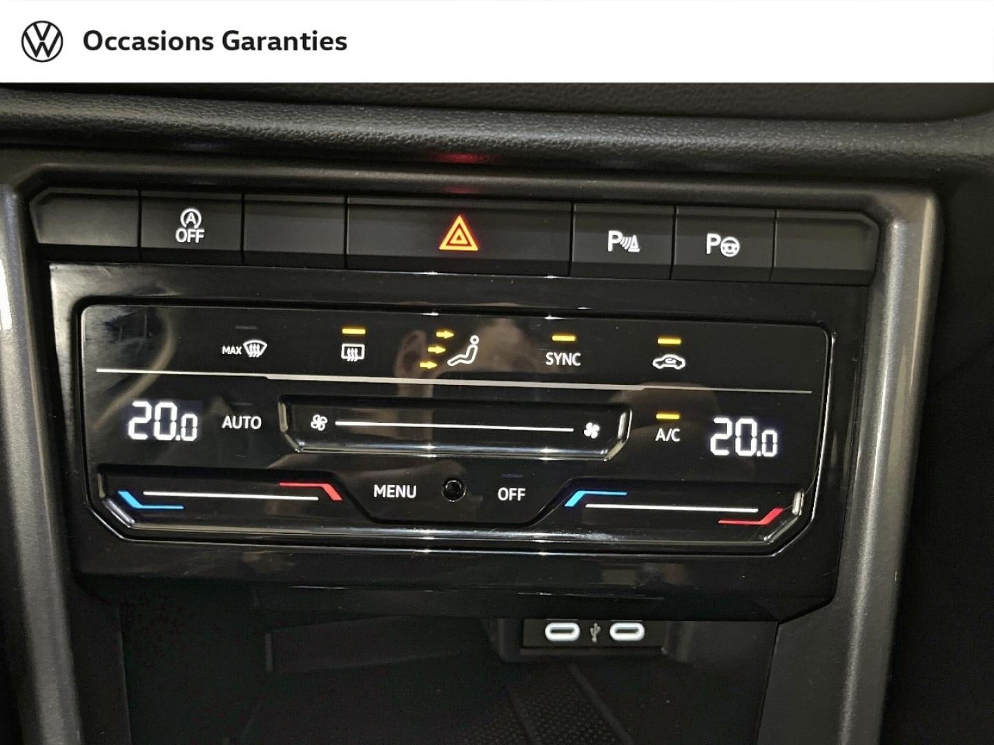 Voitures occasions VOLKSWAGEN T-ROC Style Paris