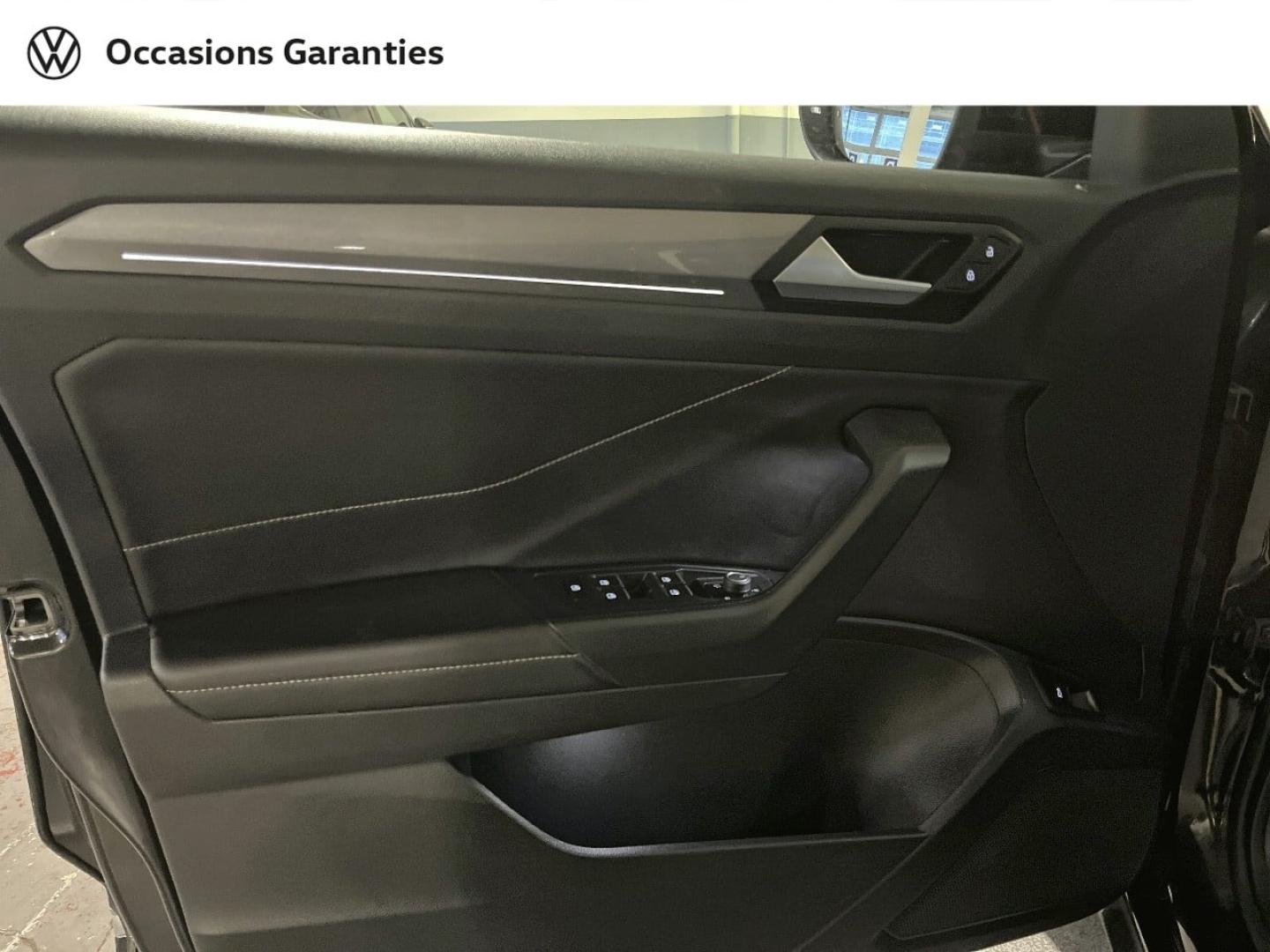 Voitures occasions VOLKSWAGEN T-ROC Style Exclusive Paris