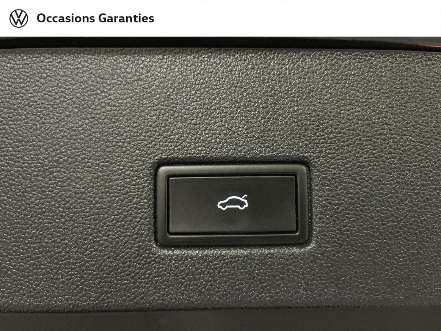 Voitures occasions VOLKSWAGEN T-ROC Style Exclusive Paris