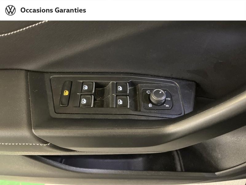 Voitures occasions VOLKSWAGEN T-ROC Style Exclusive Paris