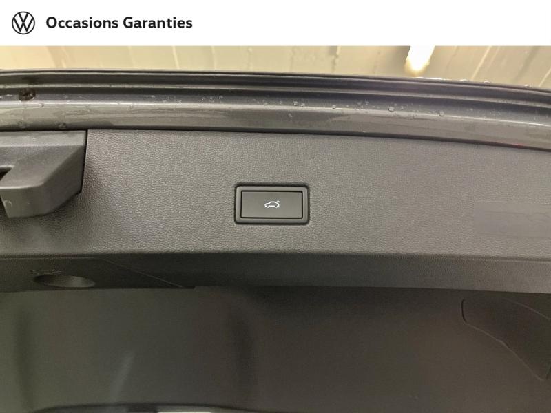 Voitures occasions VOLKSWAGEN T-ROC Style Exclusive Paris