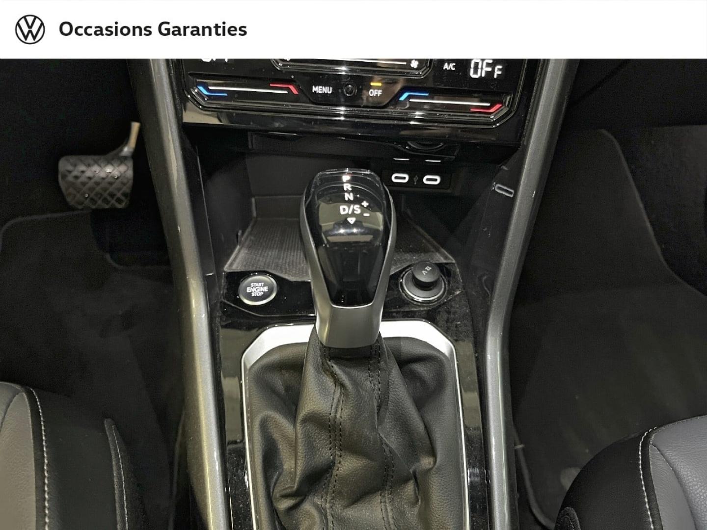 Voitures occasions VOLKSWAGEN T-ROC Style Exclusive Paris