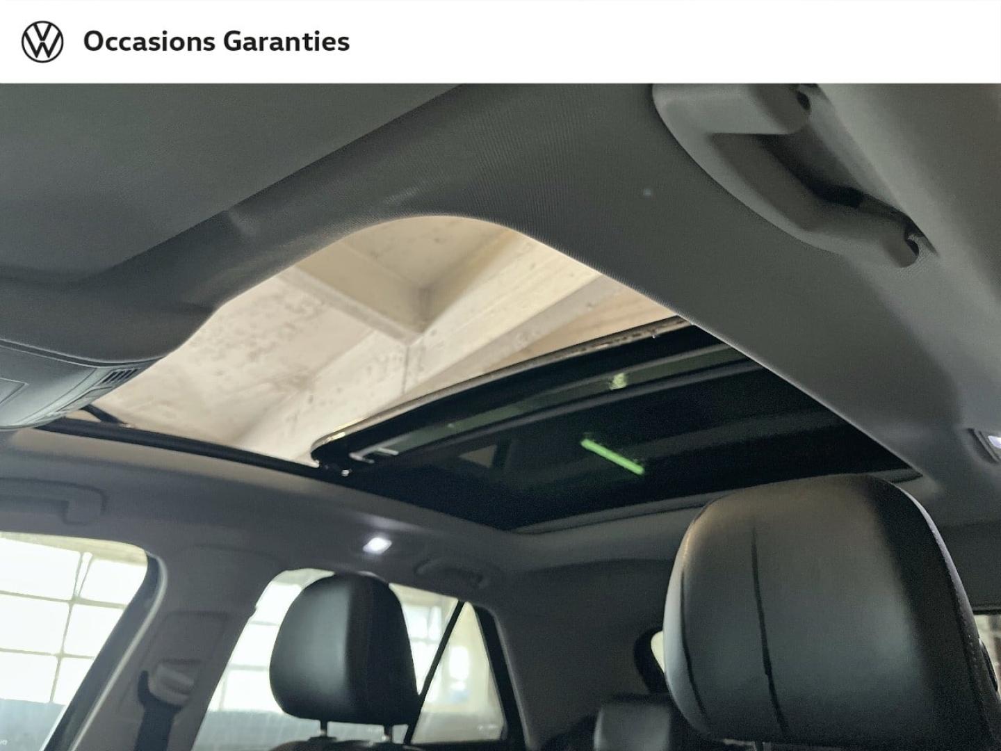 Voitures occasions VOLKSWAGEN T-ROC Style Exclusive Paris