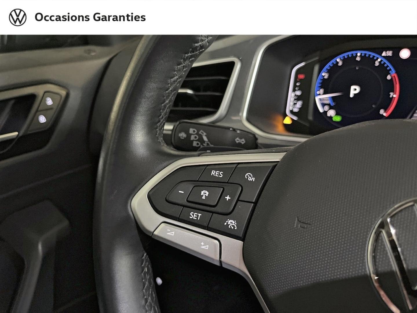 Voitures occasions VOLKSWAGEN T-ROC Style Exclusive Paris