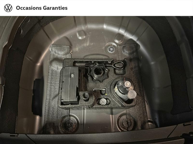 Voitures occasions VOLKSWAGEN T-CROSS Carat Paris