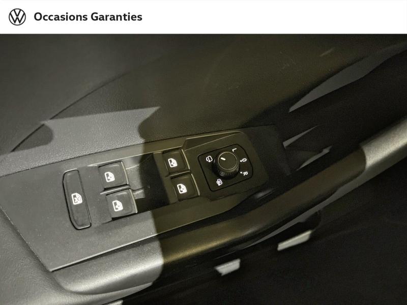 Voitures occasions VOLKSWAGEN T-CROSS Carat Paris