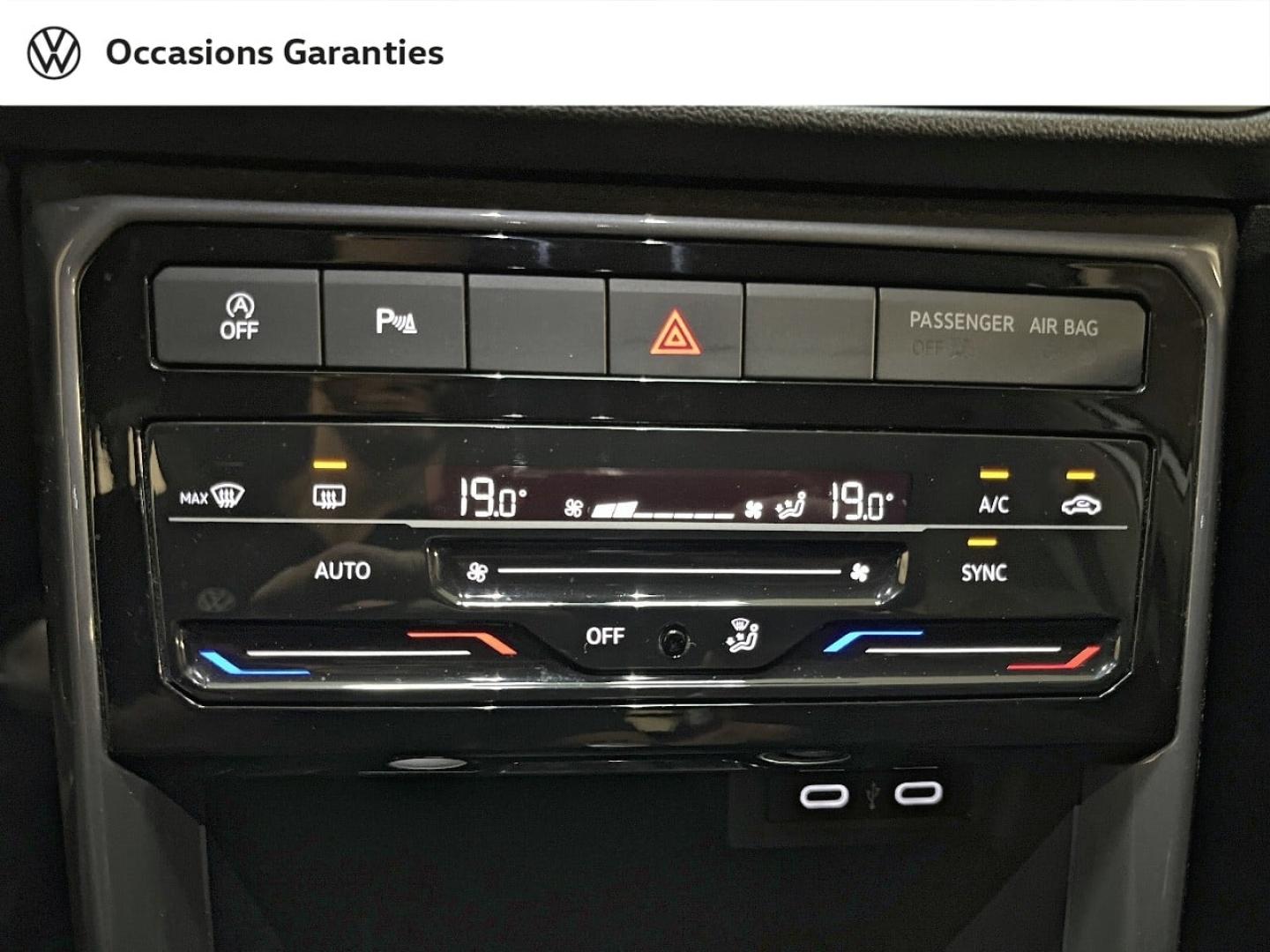 Voitures occasions VOLKSWAGEN T-CROSS R-Line Paris