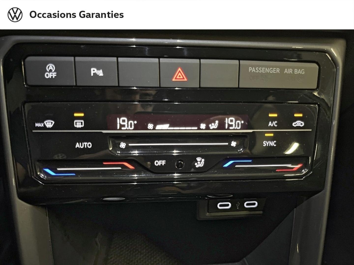 Voitures occasions VOLKSWAGEN T-CROSS R-Line Paris
